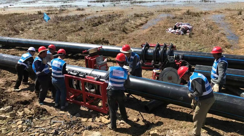 Ưu điểm khi thuê máy hàn HDPE thay vì đầu tư mua mới