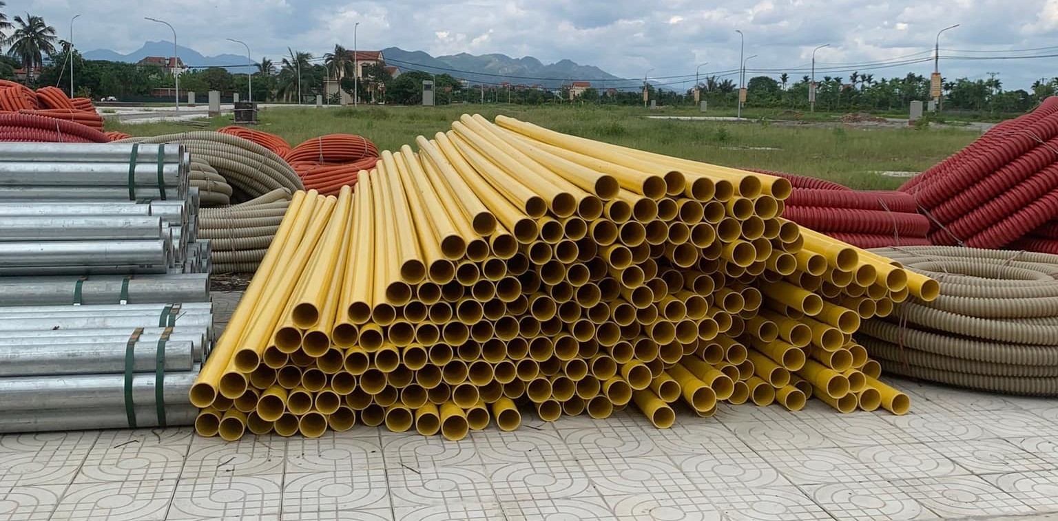 Ống PVC lắp đặt đơn giản hơn ống HDPE